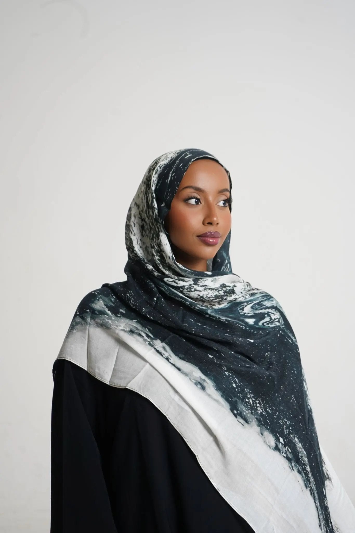 Midnight Tide Print Modal Hijab Dar-Al-Hayya