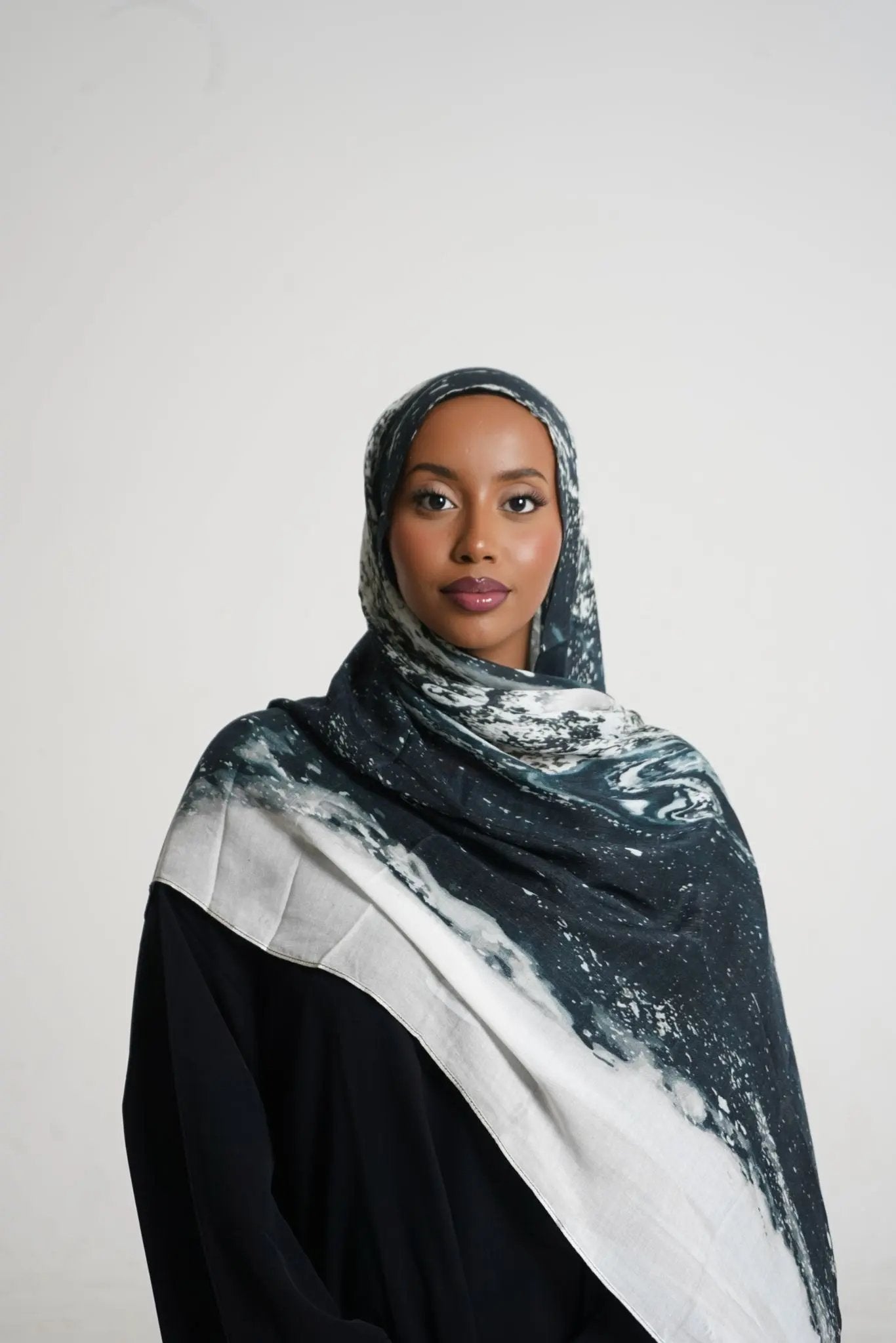 Midnight Tide Print Modal Hijab Dar-Al-Hayya