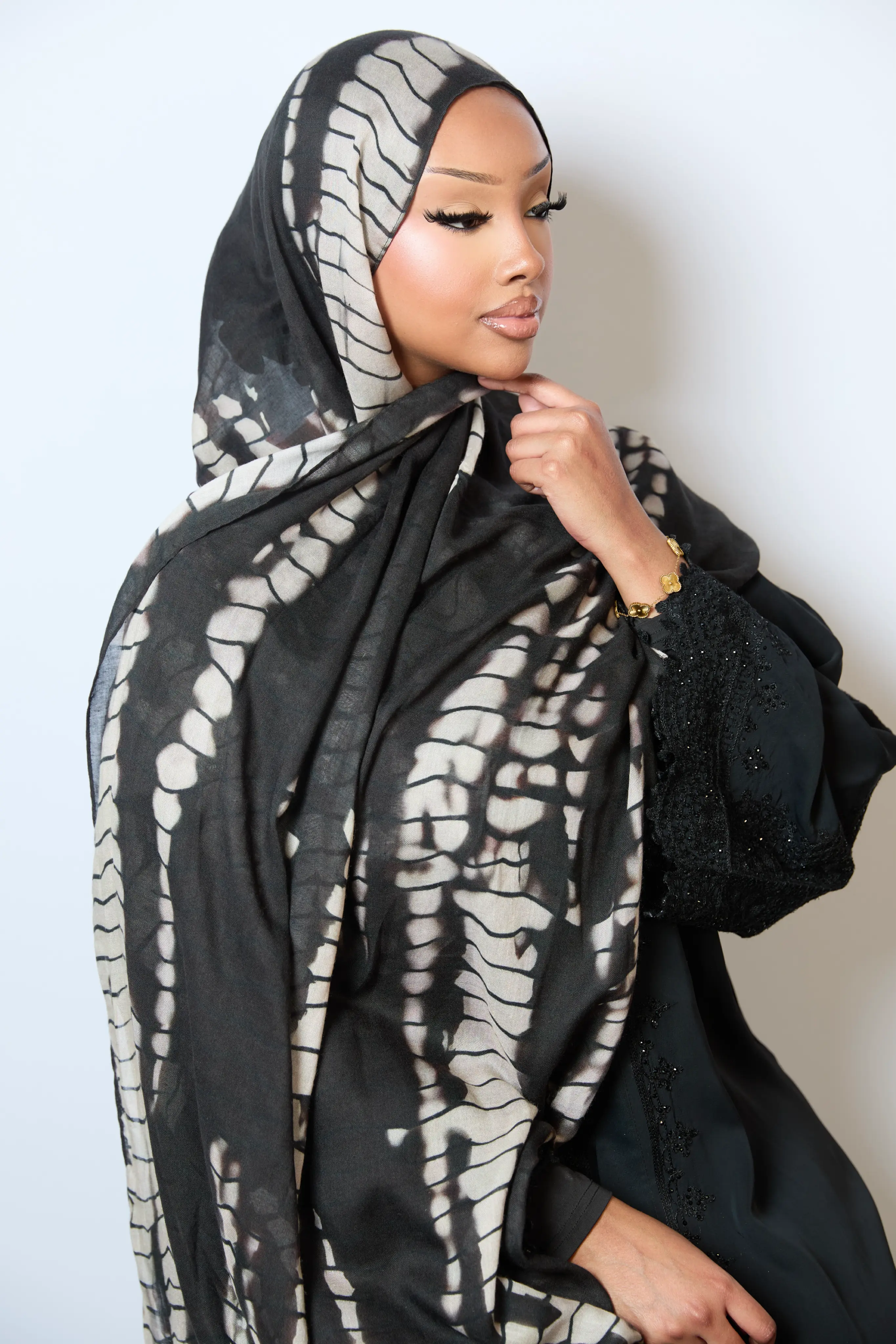 Black Bamboo Print Modal Hijab Dar-Al-Hayya