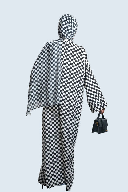 Elegance Noir and Blanc Abaya Dar-Al-Hayya