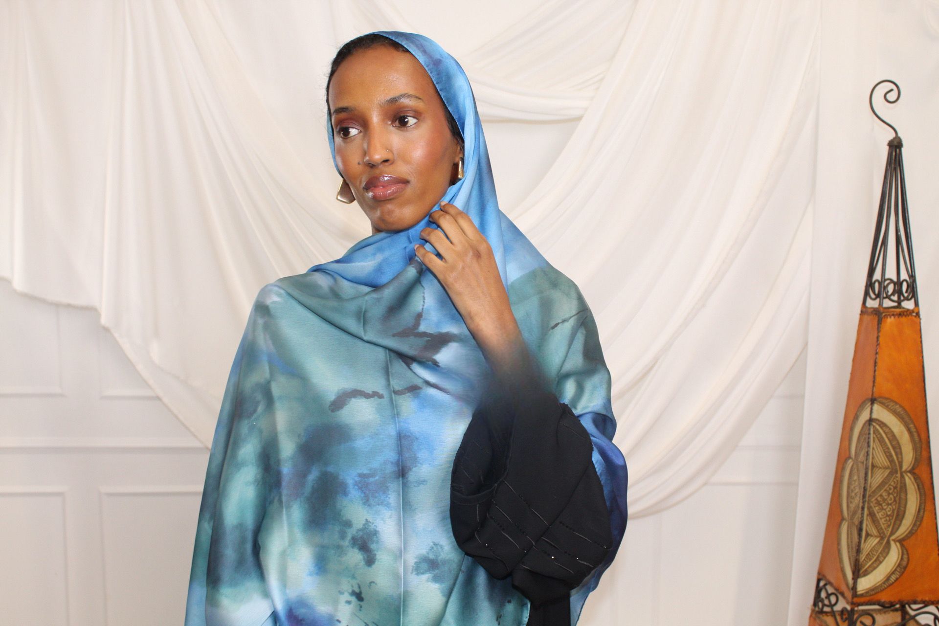 Satin Watercolor Hijab - Ocean Breeze