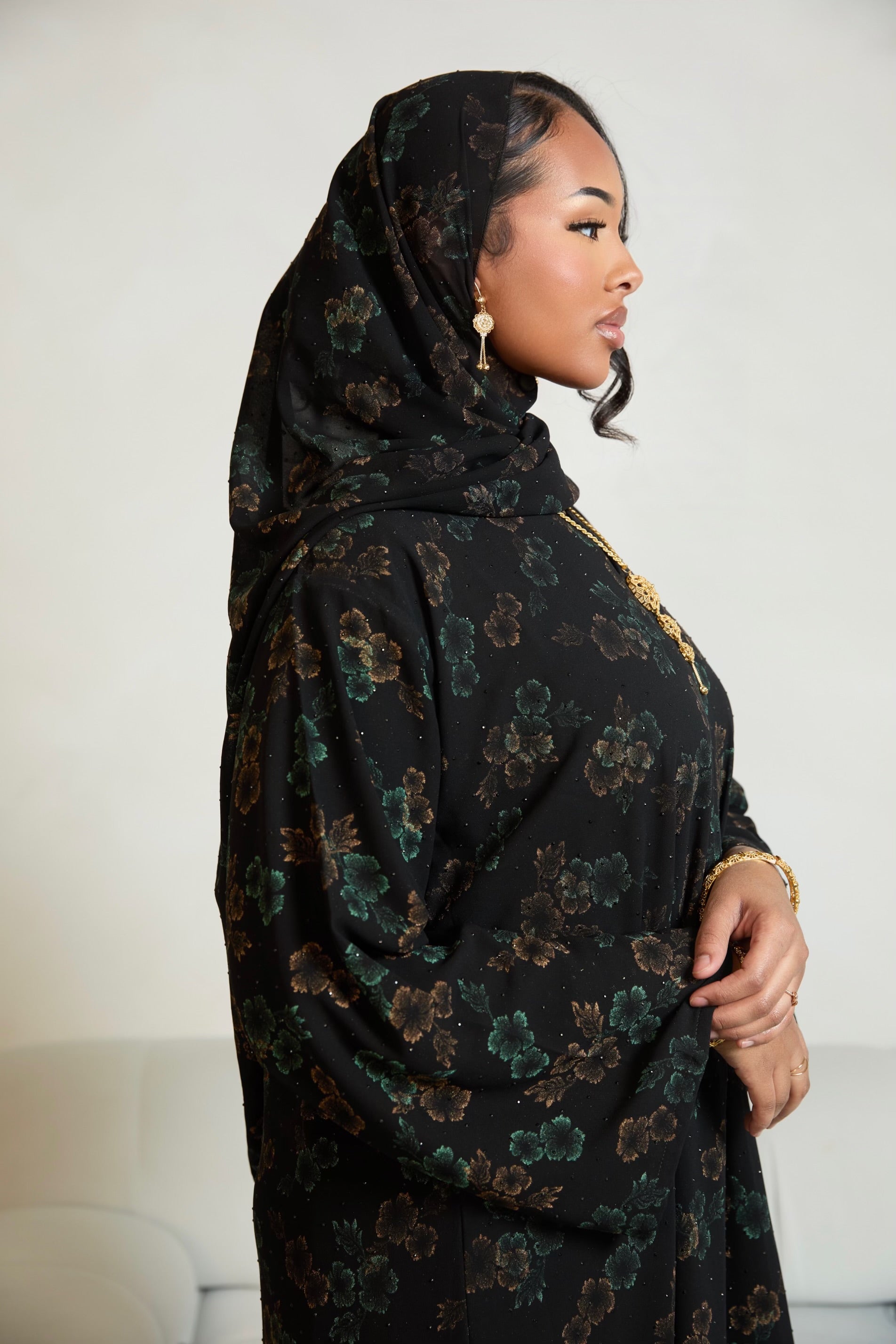 Zahra Floral Green & Gold Closed Abaya
