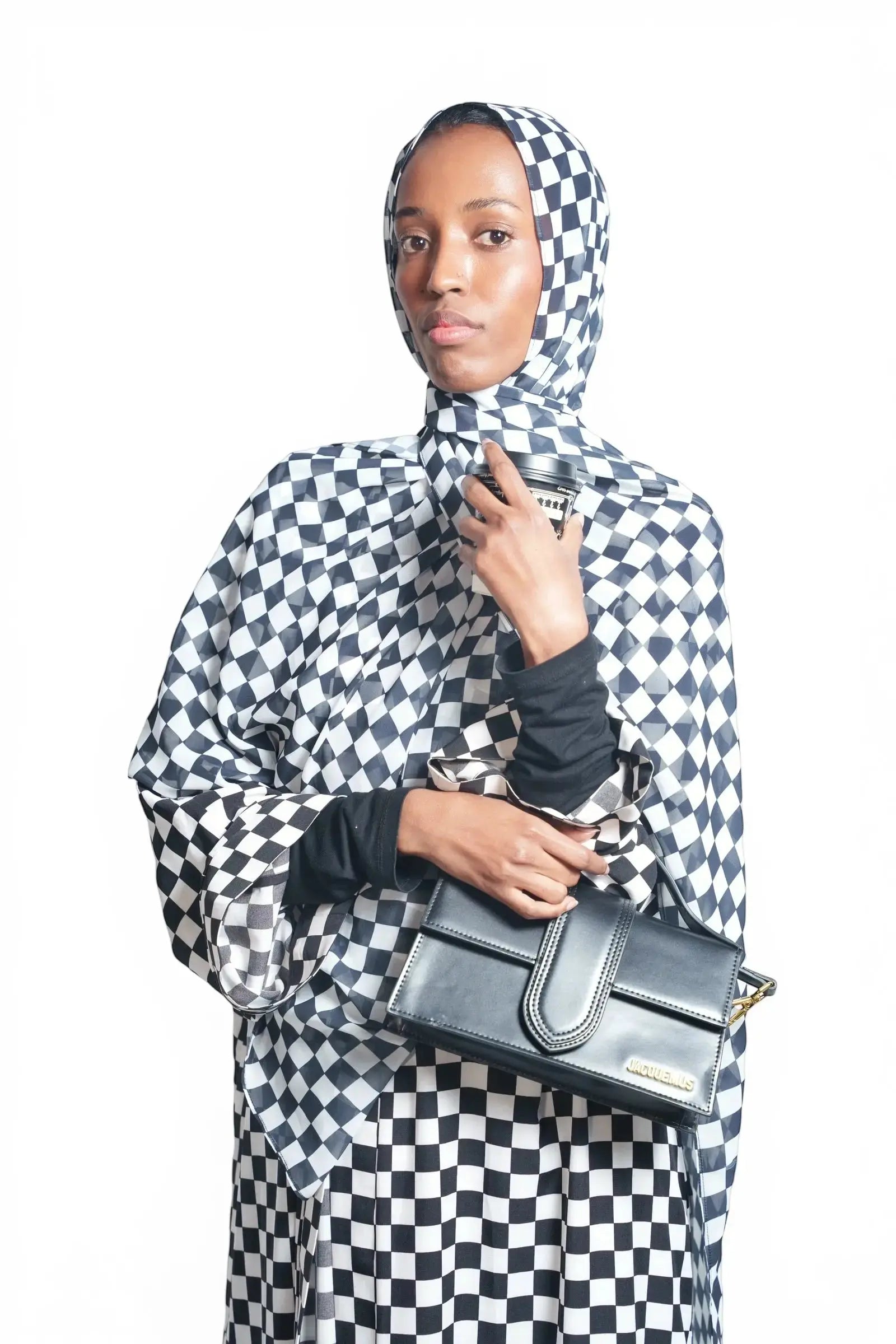 Elegance Noir and Blanc Abaya Dar-Al-Hayya