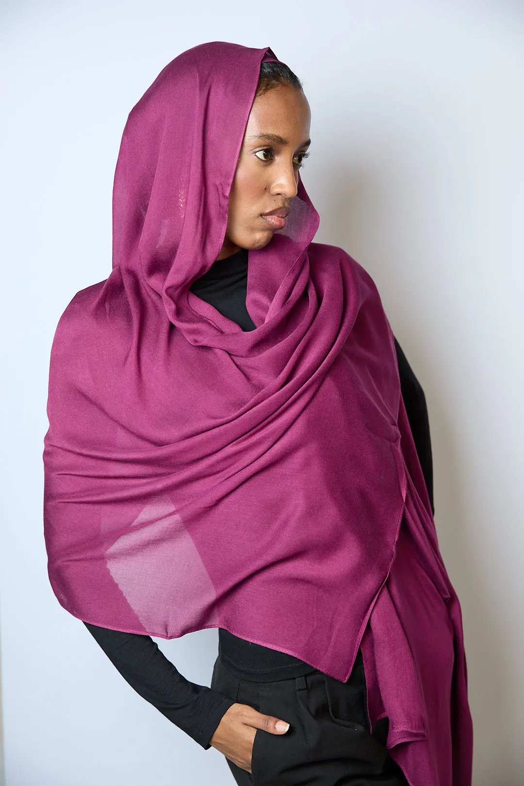 Berry Plain Modal Hijab Dar-Al-Hayya