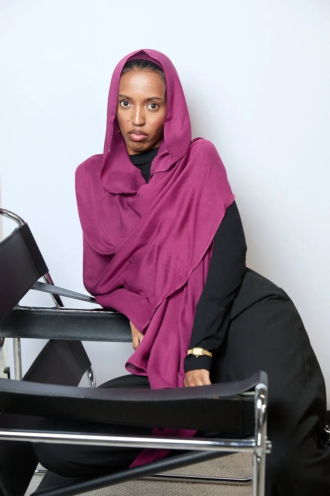 Berry Plain Modal Hijab Dar-Al-Hayya