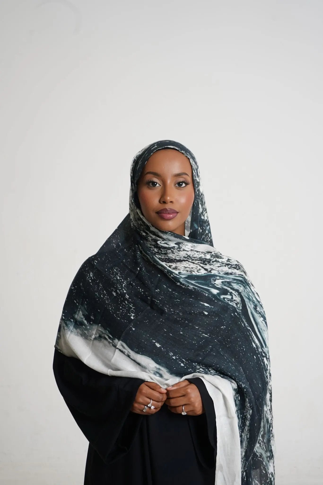 Midnight Tide Print Modal Hijab Dar-Al-Hayya