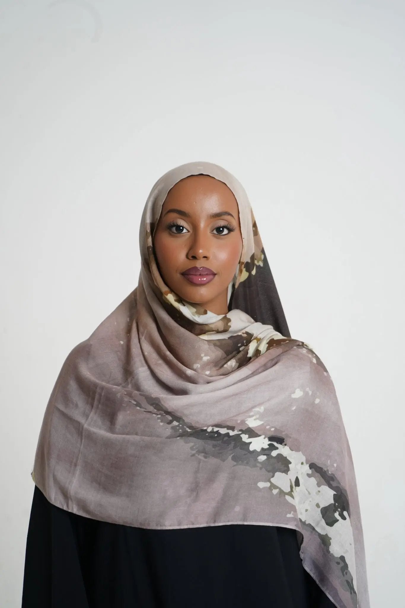 Umber Muse Print Modal Hijab Dar-Al-Hayya