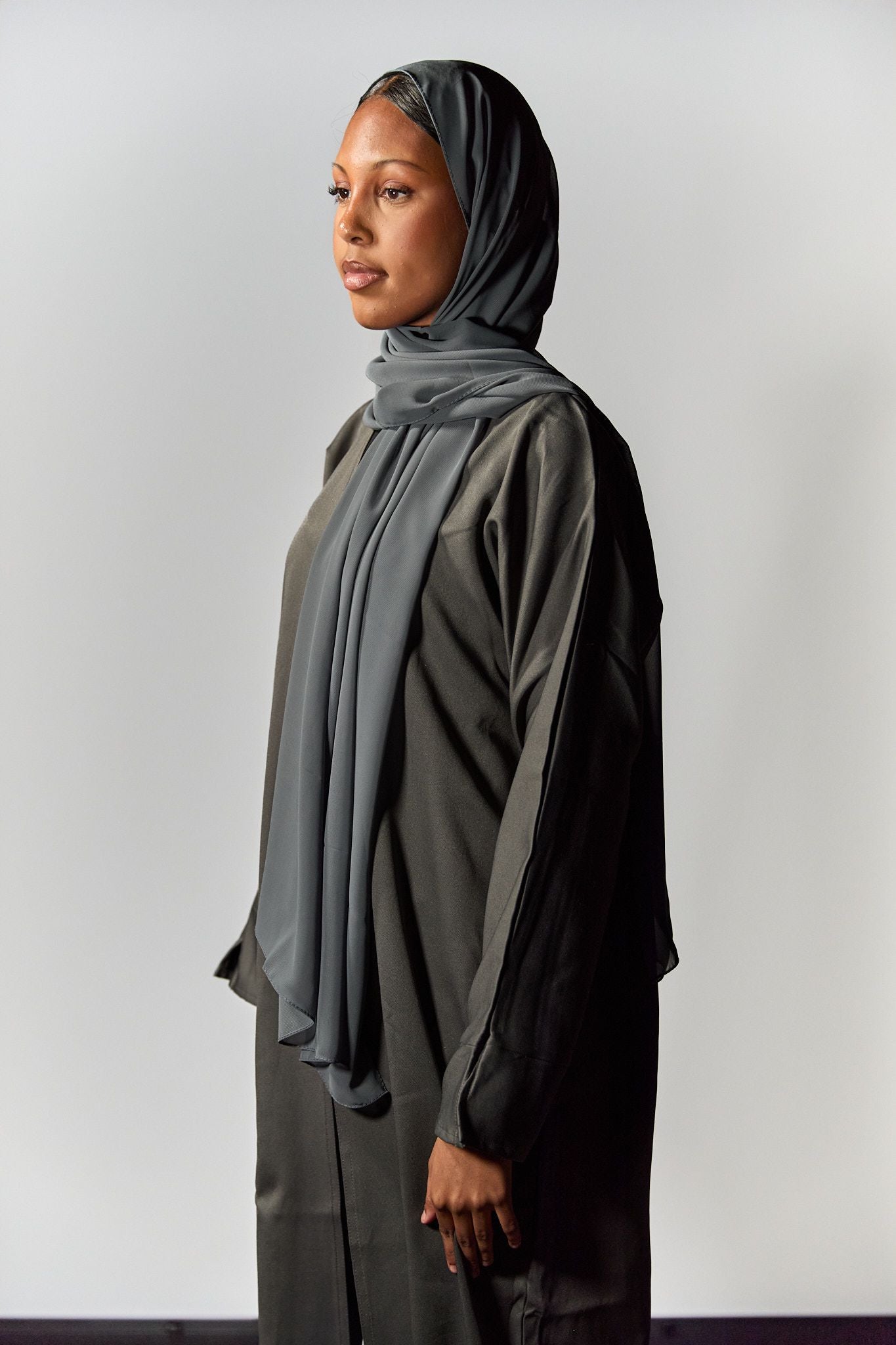 Nadia Blazer-Inspired Abaya (Grey)