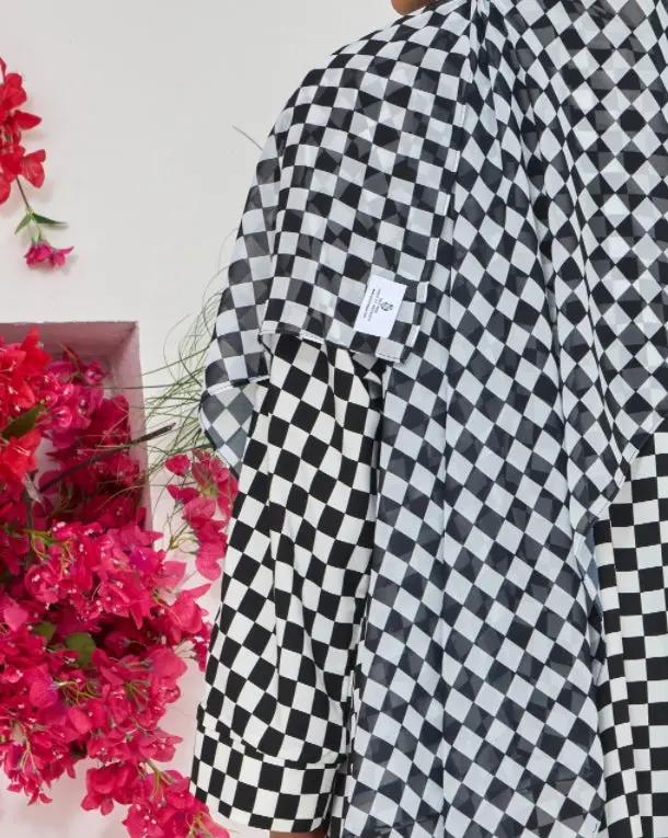 Elegance Noir and Blanc Abaya Dar-Al-Hayya