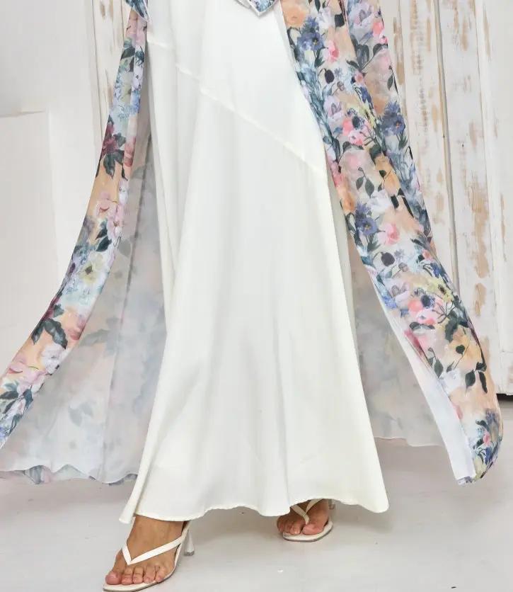 Blossom Breeze Floral Print Abaya Dar-Al-Hayya